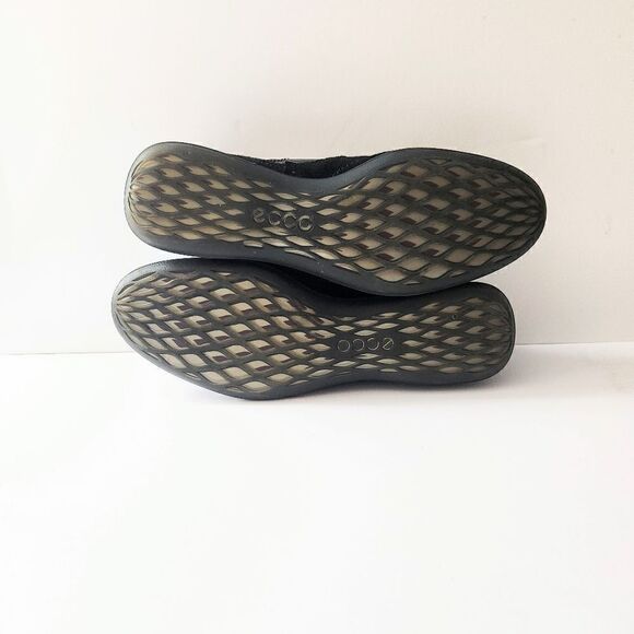 ECCO Black Patent Leather & Suede Low Top Sneakers EU40 | US 8.5 - Picture 8 of 8